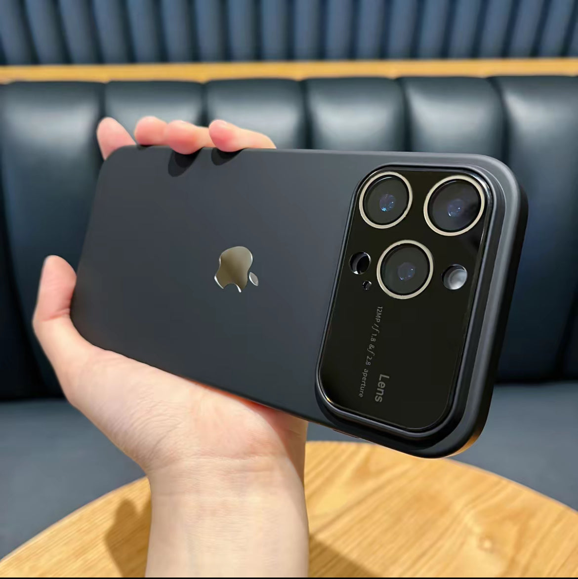 iPhone 17 Look Case